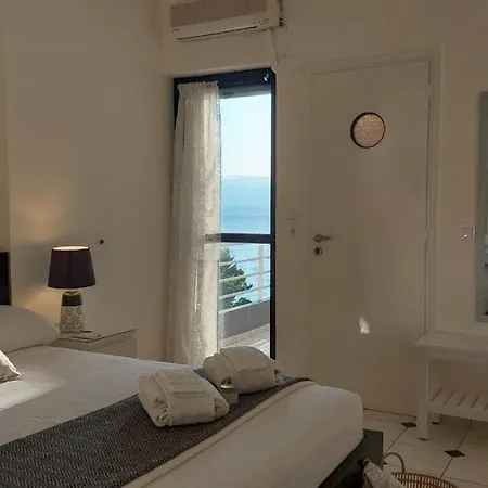 Loutraki Bay Apartment Exterior photo